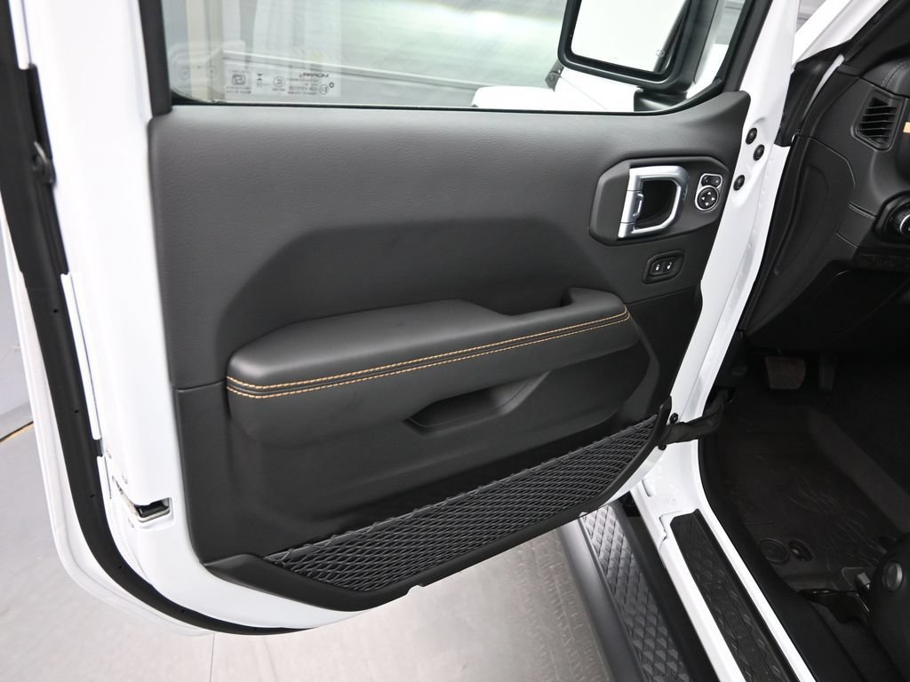 New 2026 Jeep Gladiator Mojave AWD/4WD image 12