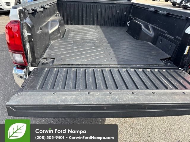 Used 2023 Toyota Tacoma SR5 AWD/4WD image 30