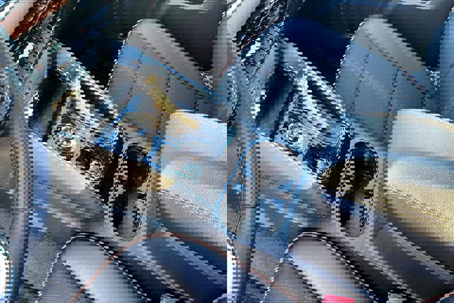 Used 2023 GMC Canyon AT4 w/ Technology Package image 18