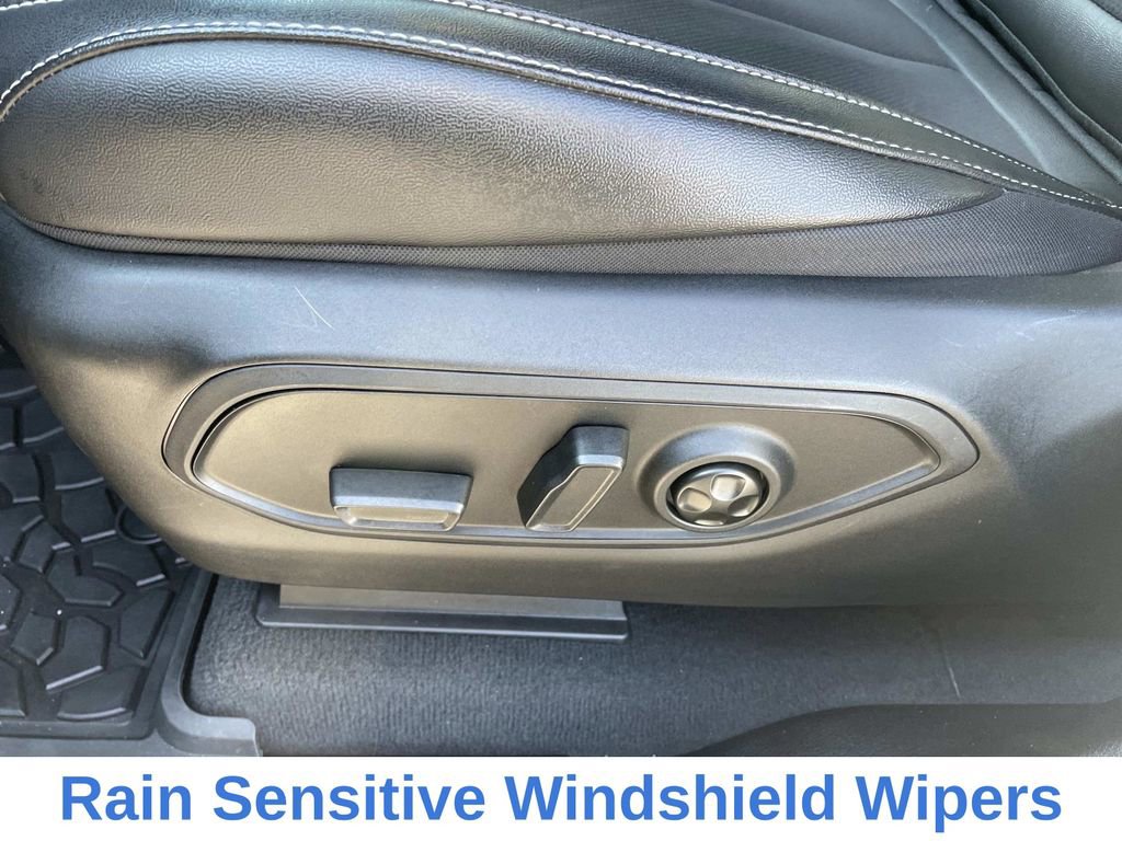 Used 2024 Jeep Grand Cherokee Altitude image 21