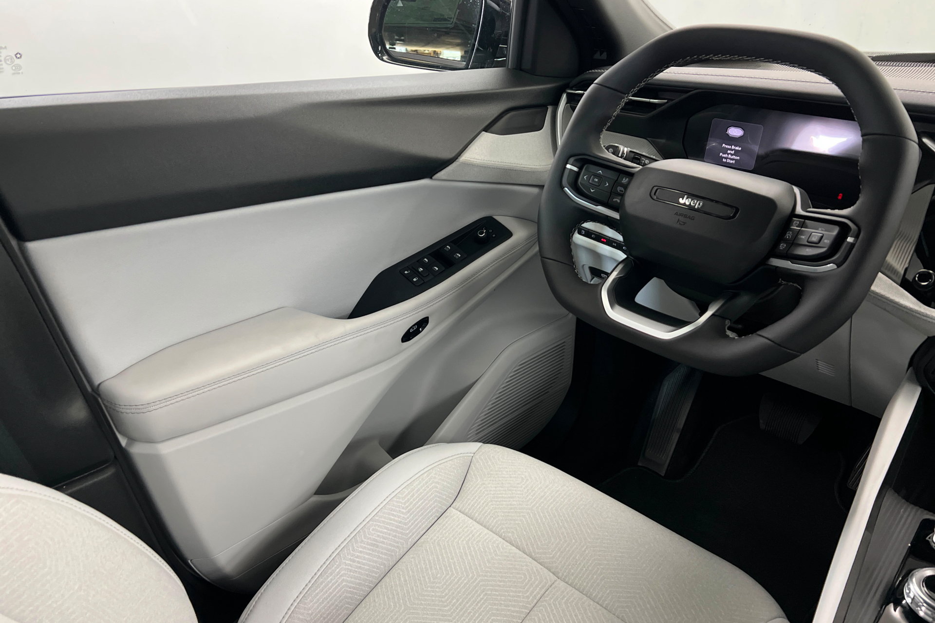 New 2026 Jeep Cherokee Laredo AWD/4WD image 11
