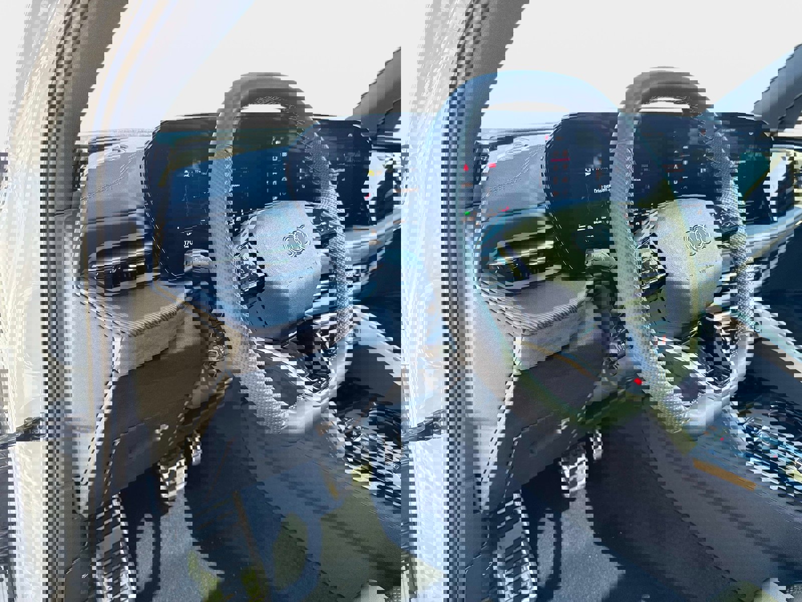 New 2025 Audi SQ5 Premium Plus image 18