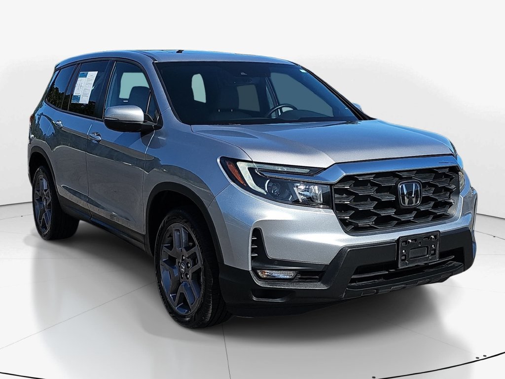 Used 2023 Honda Passport EX-L image 3