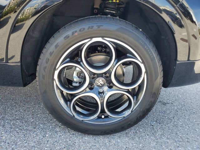 New 2025 Alfa Romeo Tonale image 6