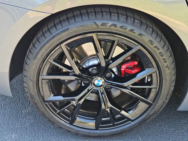 Certified 2023 BMW 530i xDrive w/ M Sport Package AWD/4WD image 23