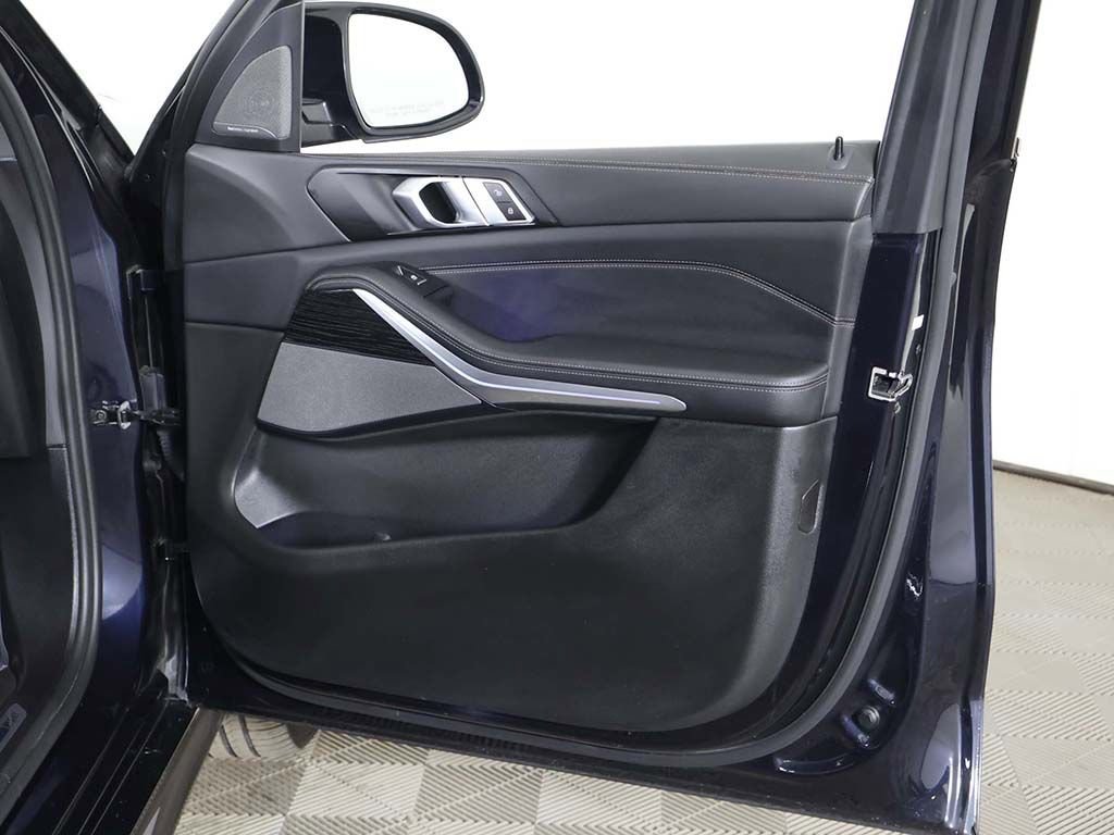 Used 2024 BMW X5 M60i w/ Climate Comfort Package AWD/4WD image 29