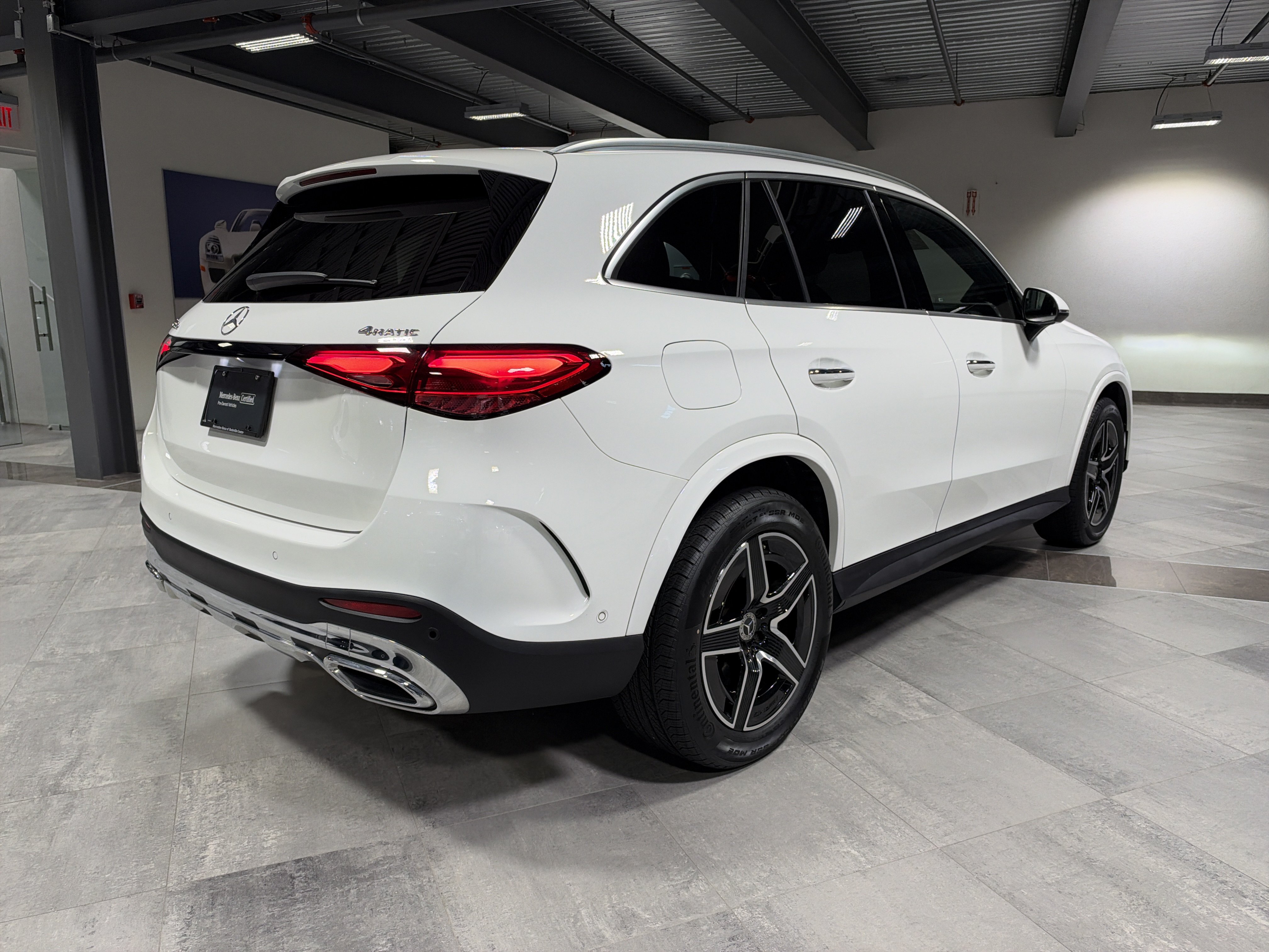 Certified 2025 Mercedes-Benz GLC 350e 4MATIC image 5