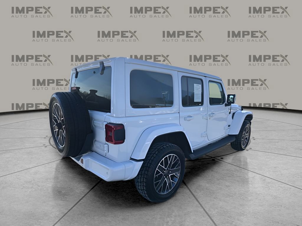 Used 2022 Jeep Wrangler Unlimited Sahara image 5