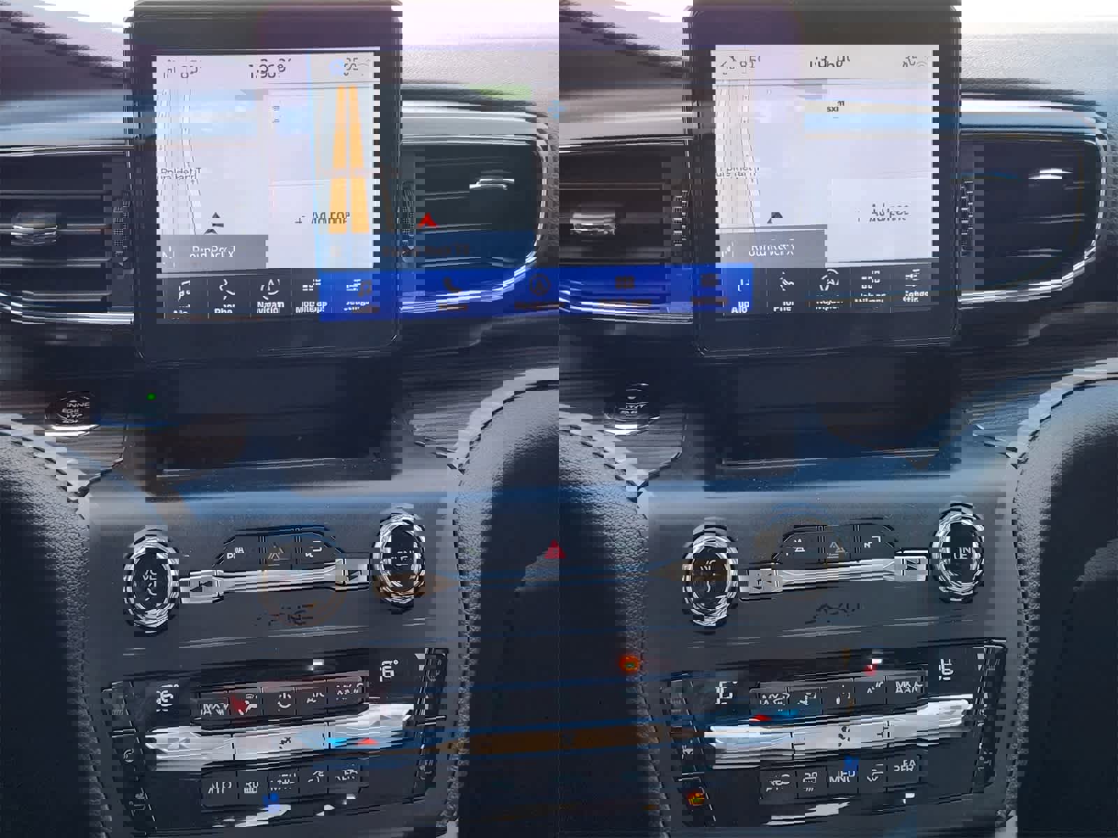 Used 2020 Ford Explorer Limited image 17