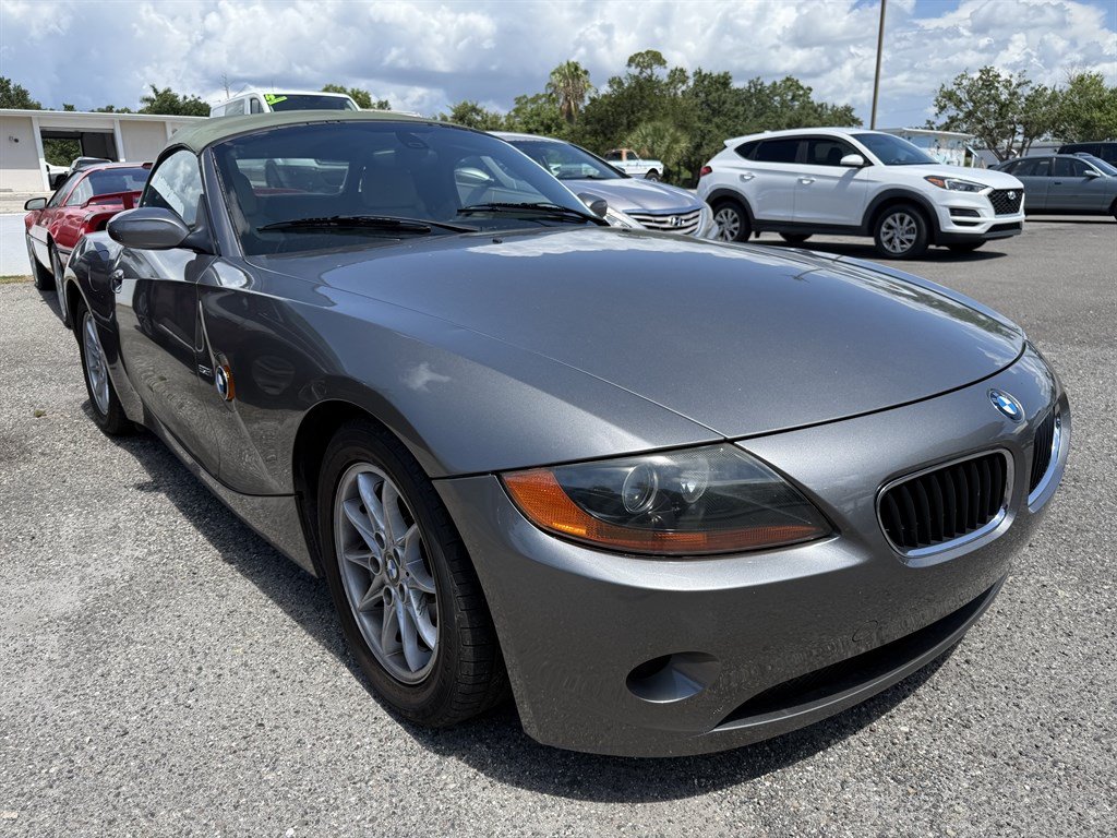 Used 2004 BMW Z4 2.5i
