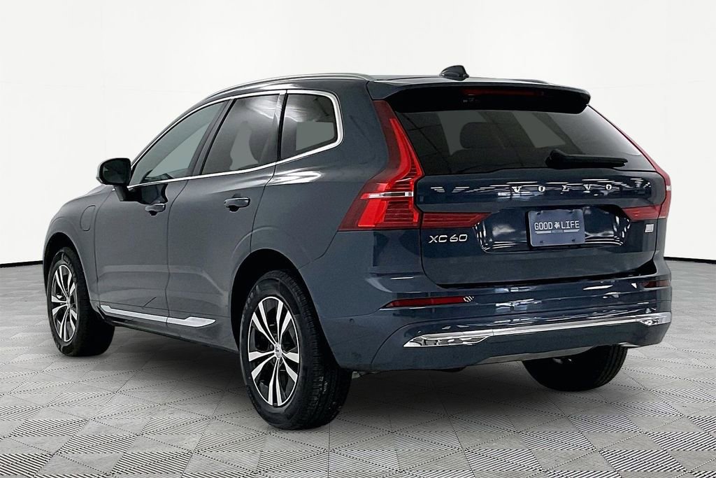 Used 2022 Volvo XC60 T8 Inscription Expression image 4