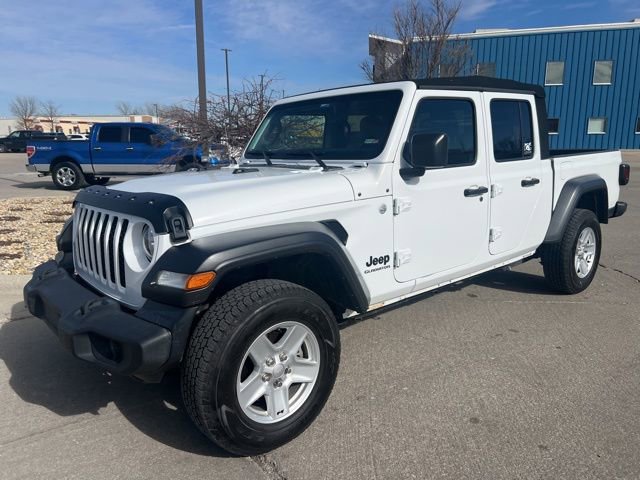Used 2020 Jeep Gladiator Sport w/ Quick Order Package 24S image 2