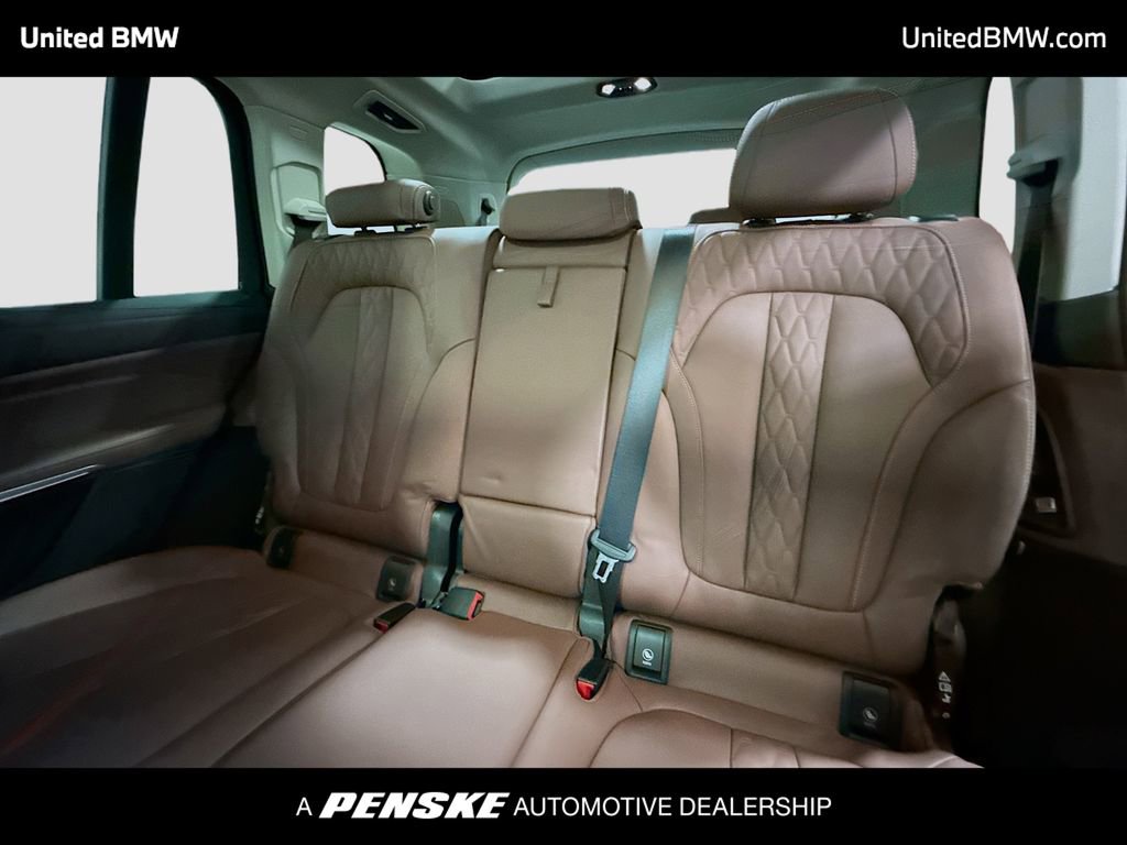 Used 2024 BMW X7 xDrive40i image 13