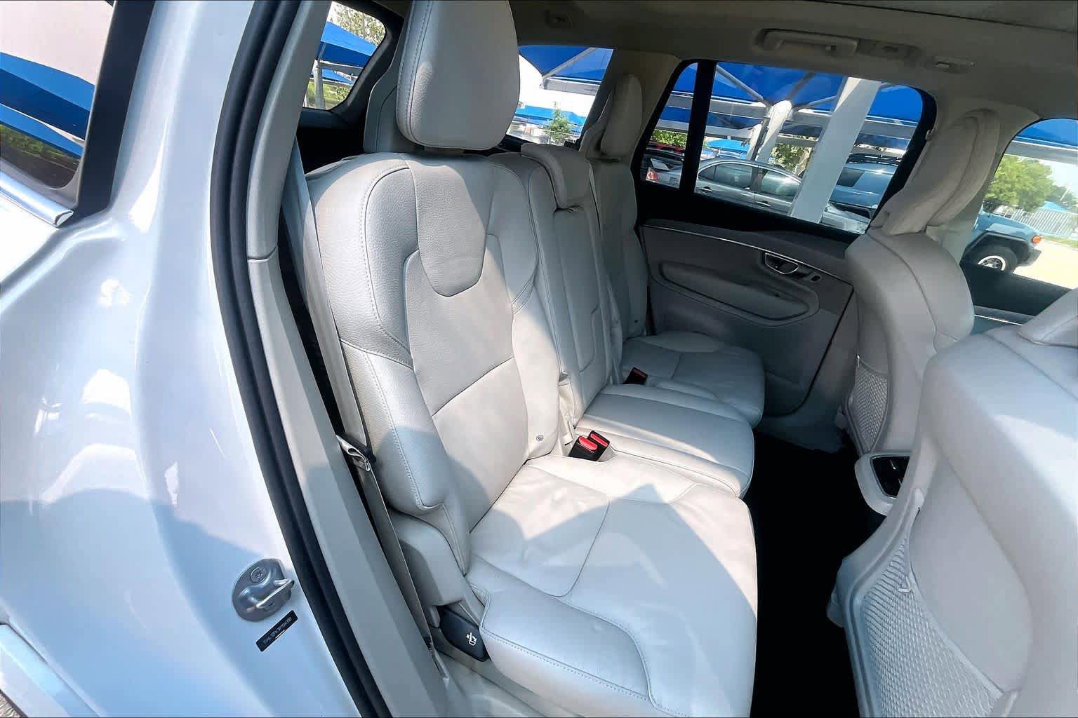 Used 2024 Volvo XC90 B5 Core AWD/4WD image 20