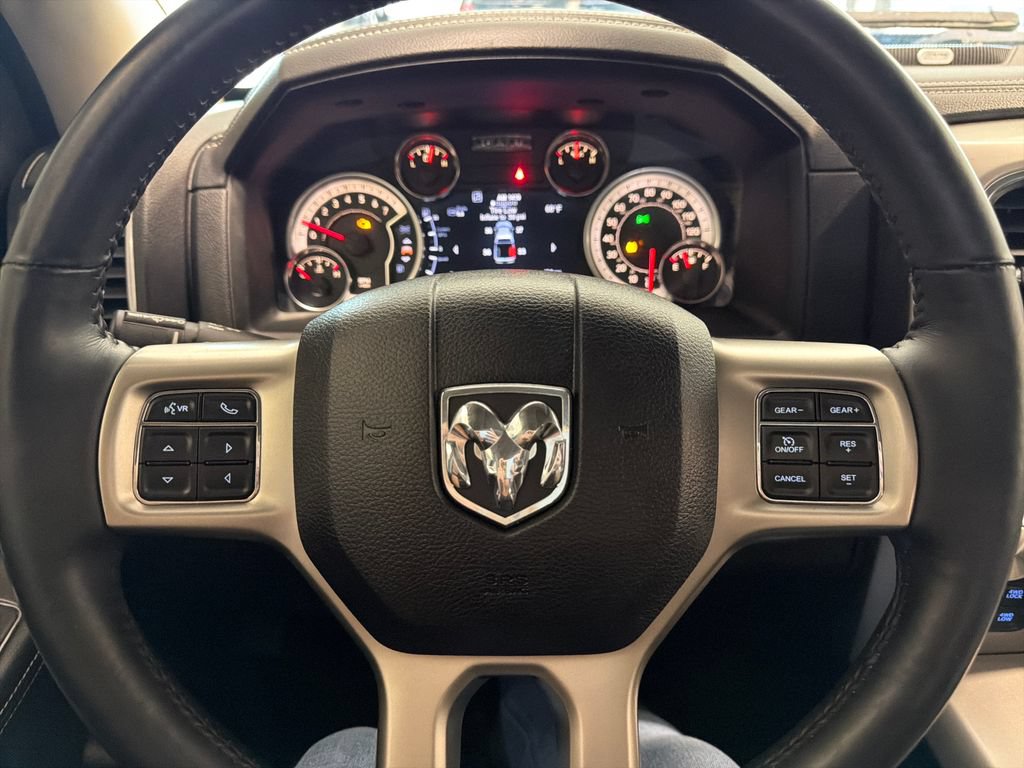 Used 2017 RAM 1500 Laramie w/ Convenience Group AWD/4WD image 13