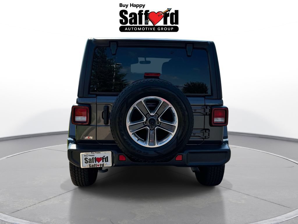 Used 2022 Jeep Wrangler Unlimited Sahara w/ Cold Weather Group AWD/4WD image 7