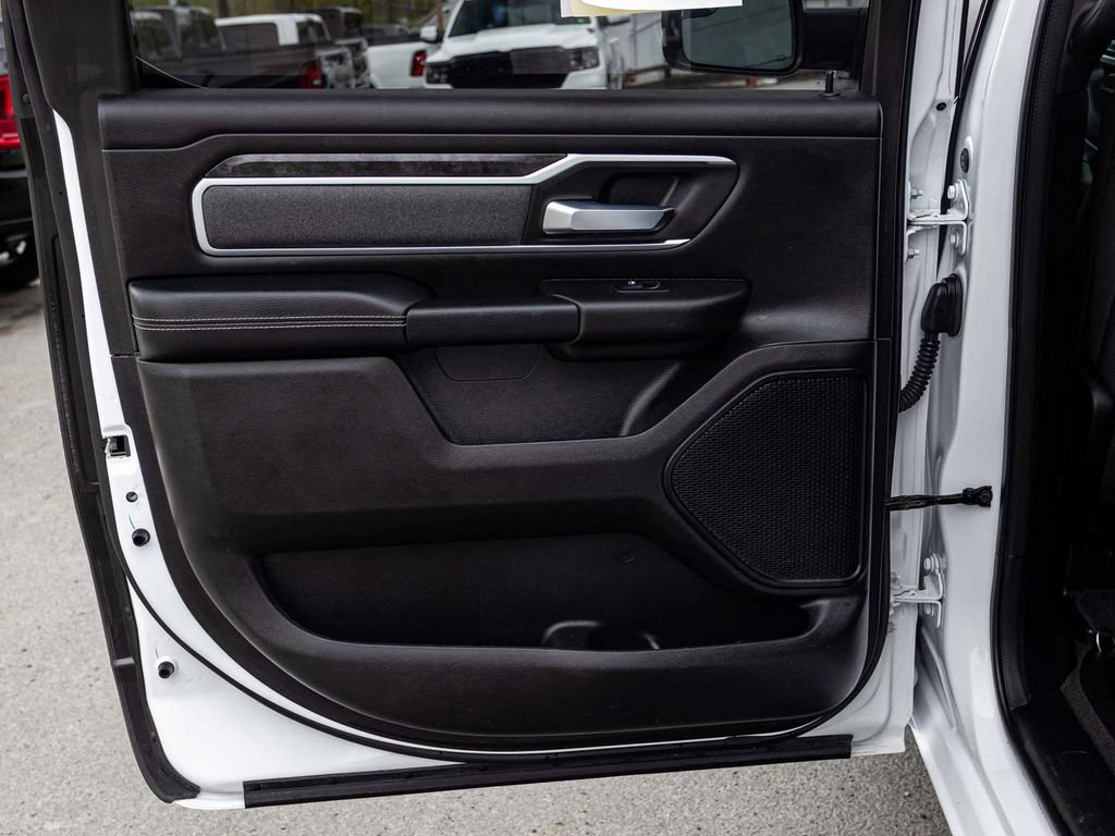 Used 2023 RAM 1500 Big Horn AWD/4WD image 14