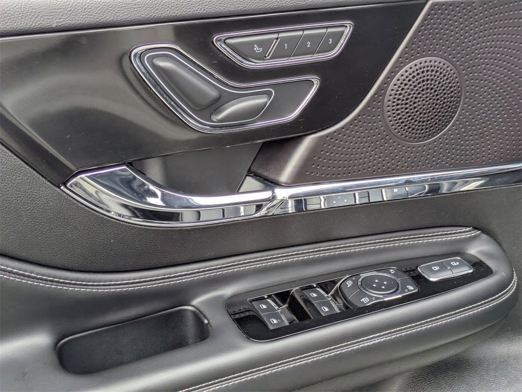 Used 2024 Lincoln Corsair Reserve w/ Equipment Group 201A image 16