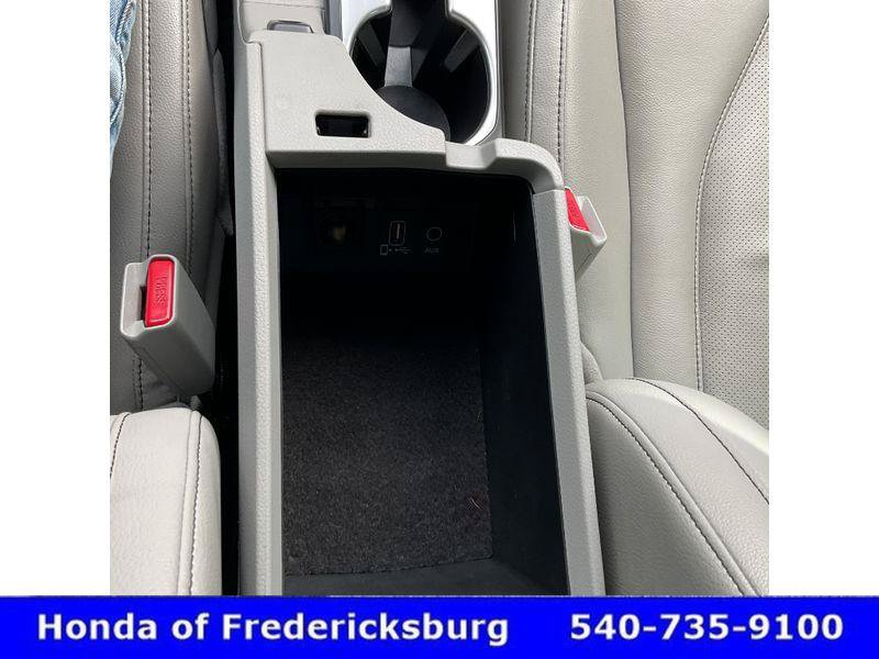 Used 2019 Acura ILX FWD image 31