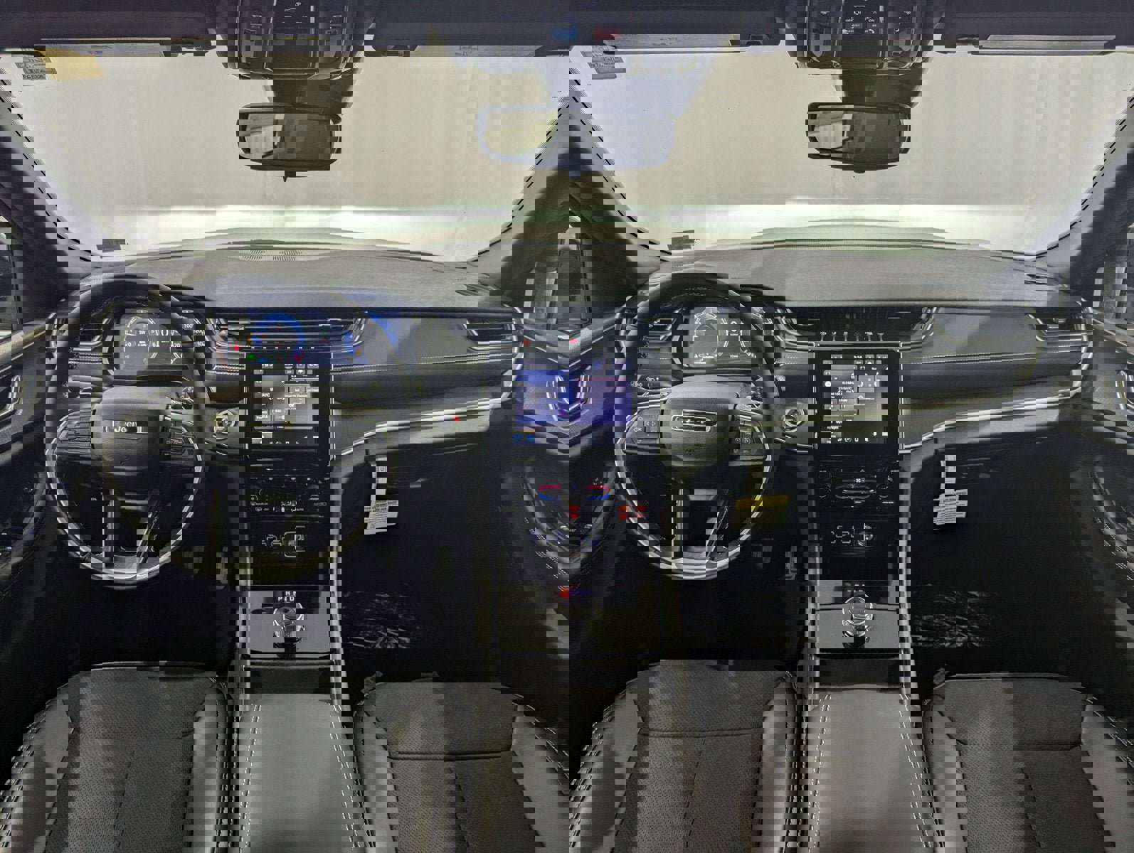 New 2024 Jeep Grand Cherokee Altitude image 21