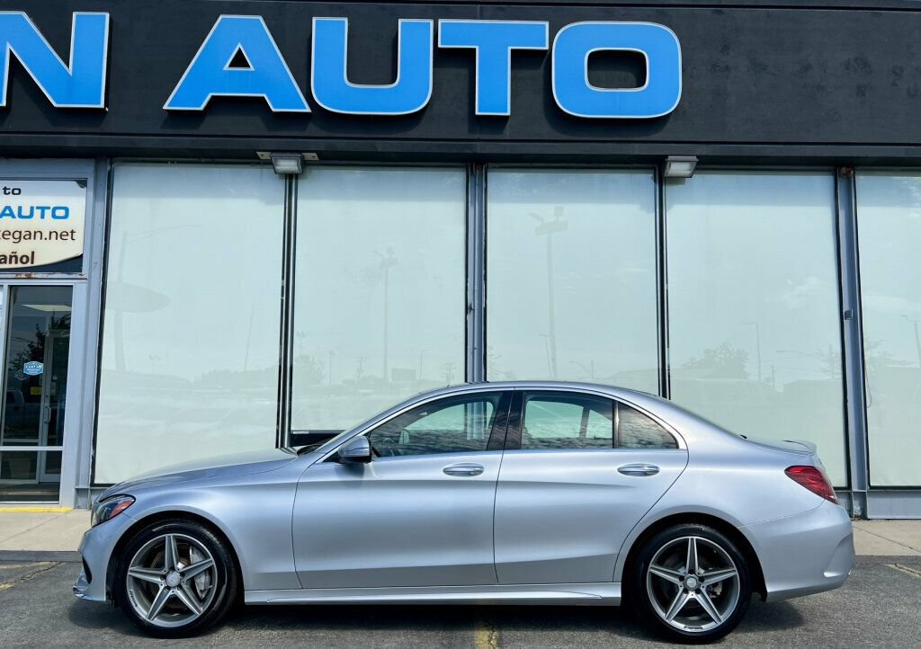 Used 2015 Mercedes-Benz C 300 4MATIC Sedan image 32