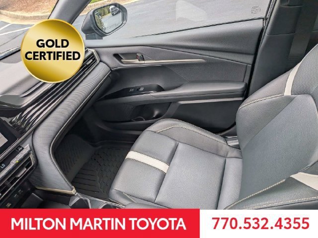 Used 2025 Toyota Camry SE FWD image 15