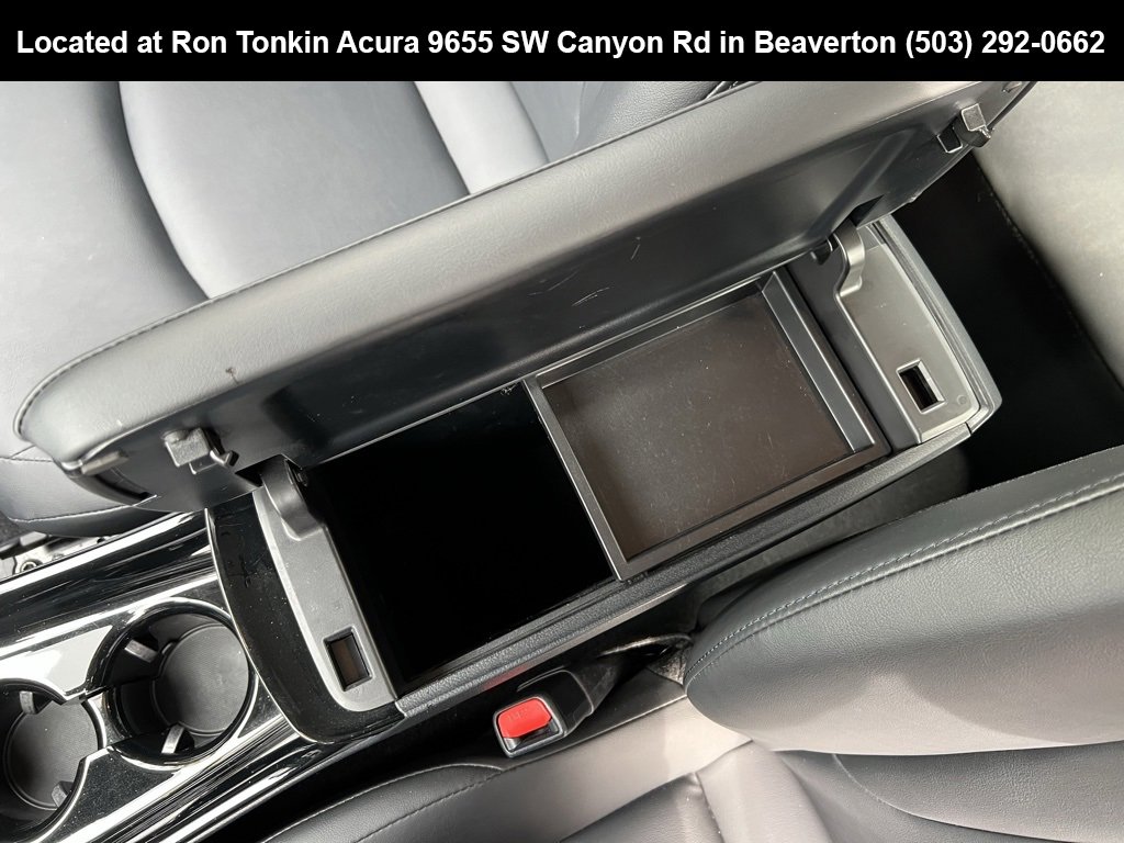 Used 2017 Toyota Prius Four image 24