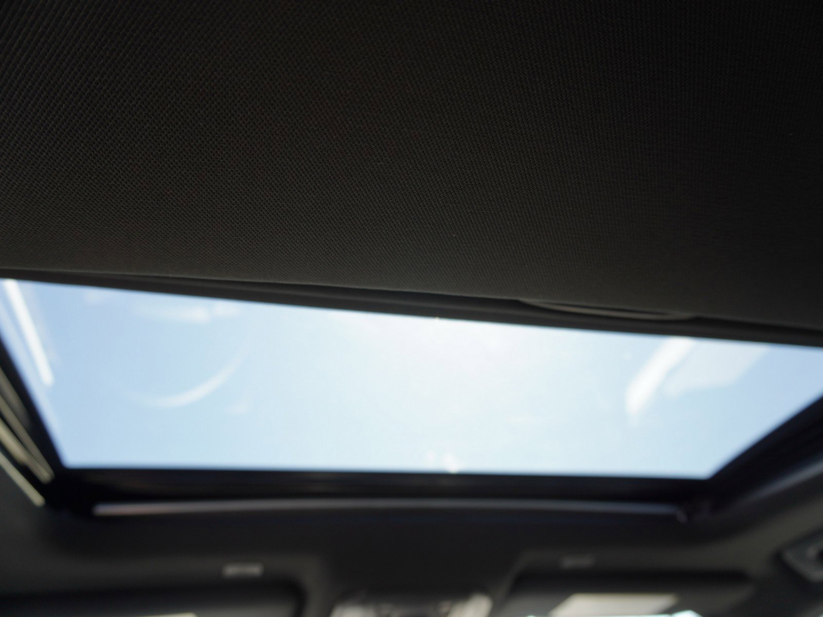 New 2025 Toyota Highlander XSE image 16