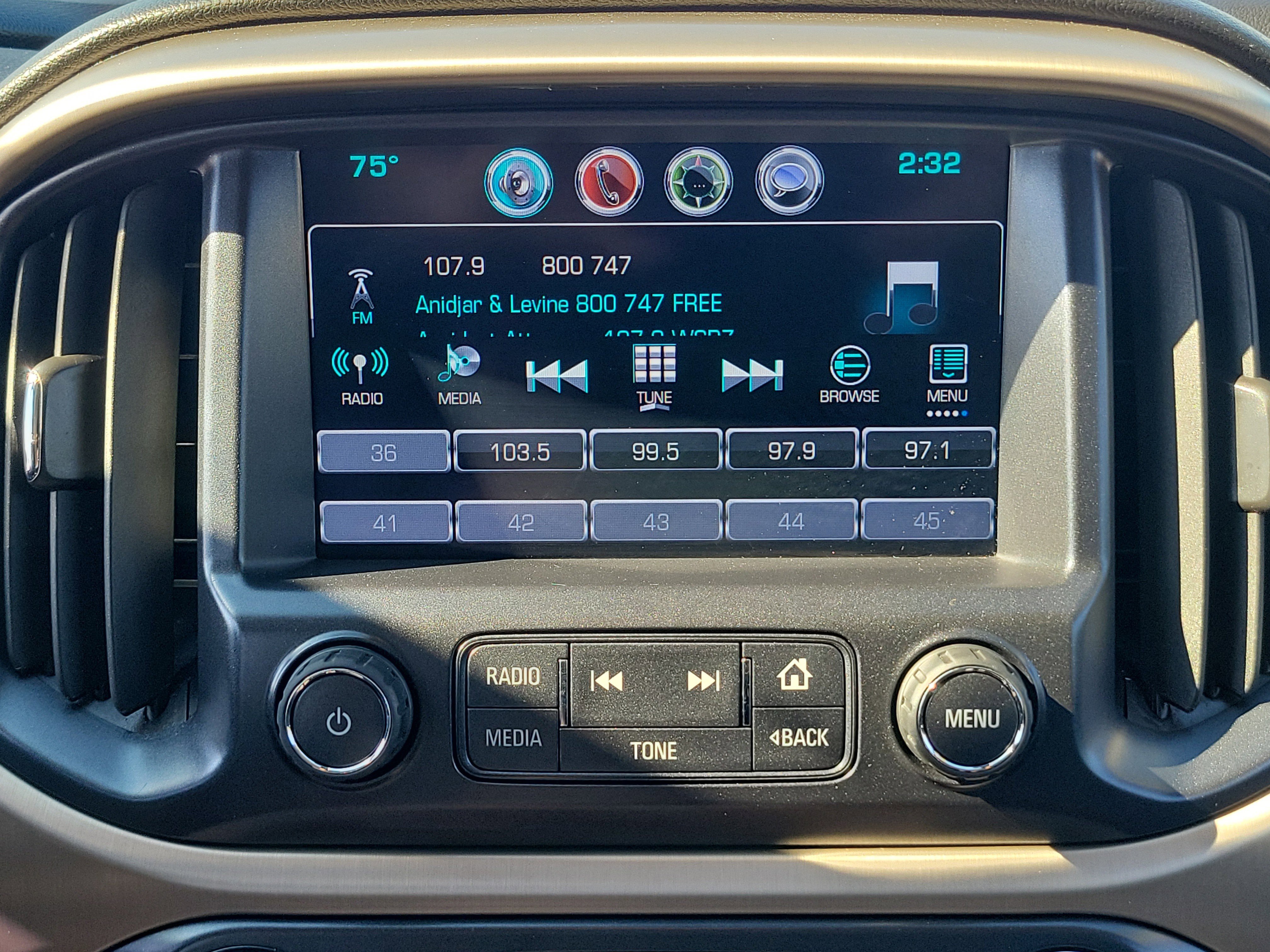 Used 2017 GMC Canyon Denali image 17