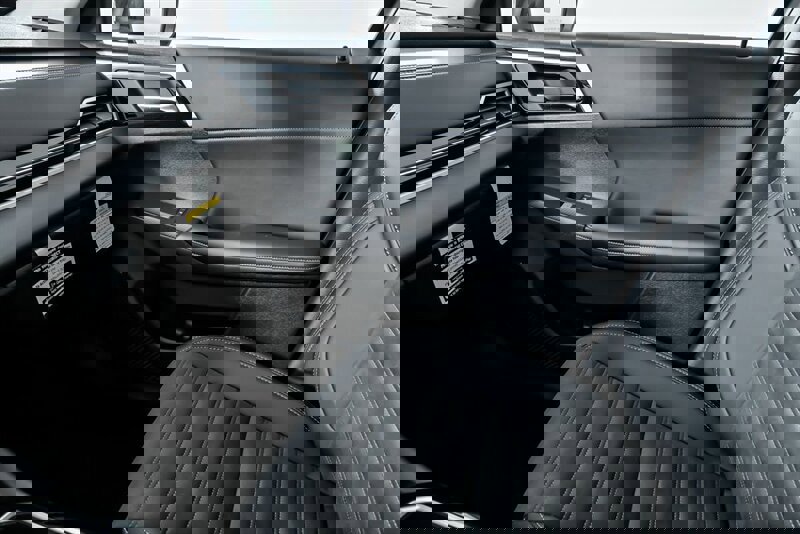 New 2025 Mitsubishi Outlander AWD image 26