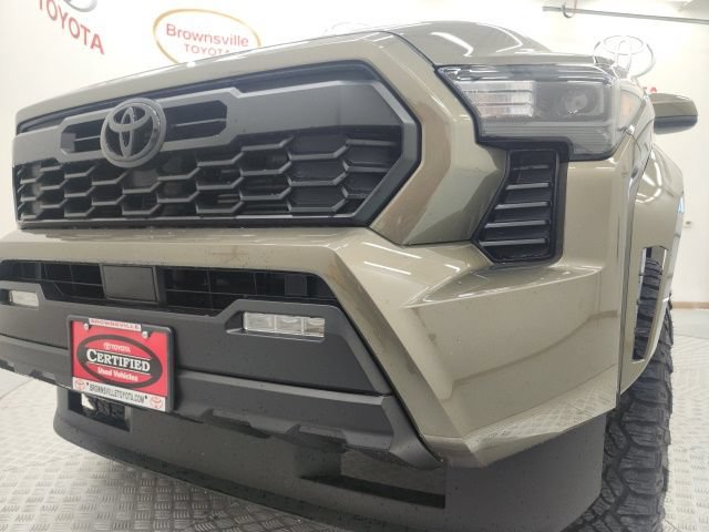Used 2026 Toyota Tacoma TRD Sport AWD/4WD image 13