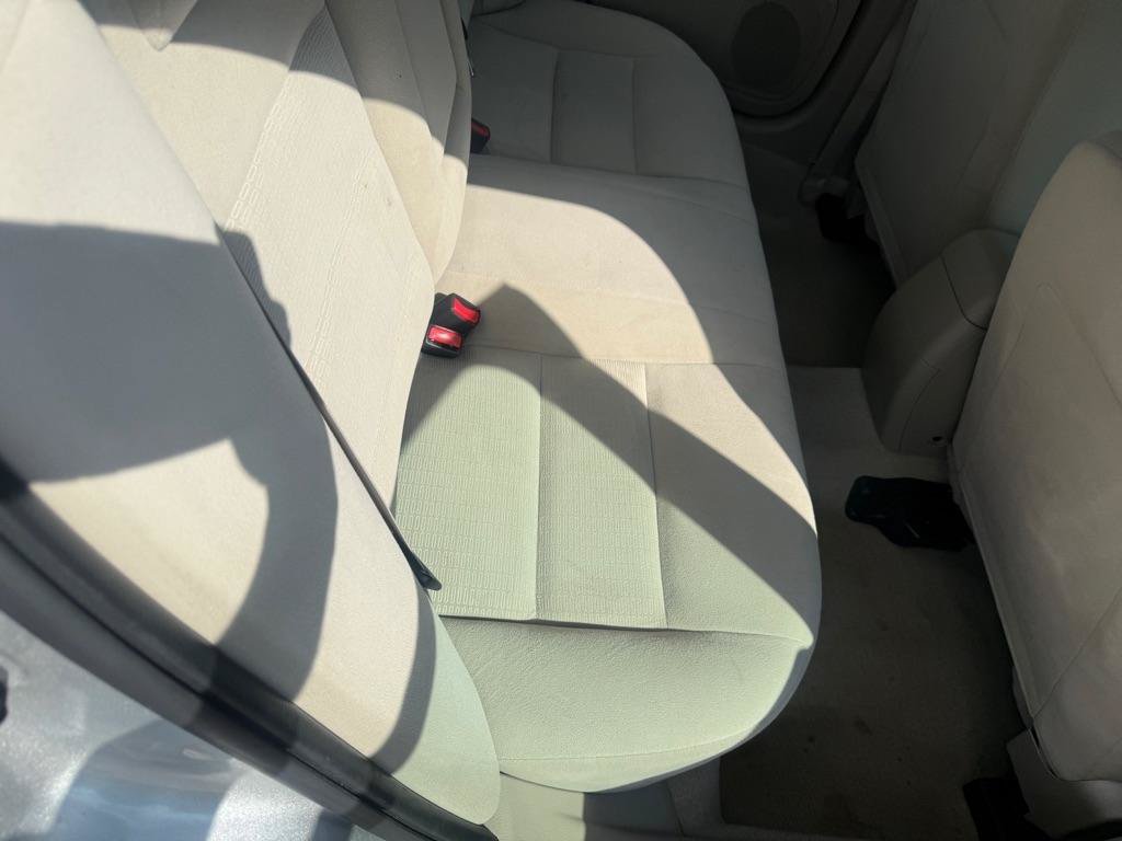 Used 2009 Ford Fusion S FWD image 15