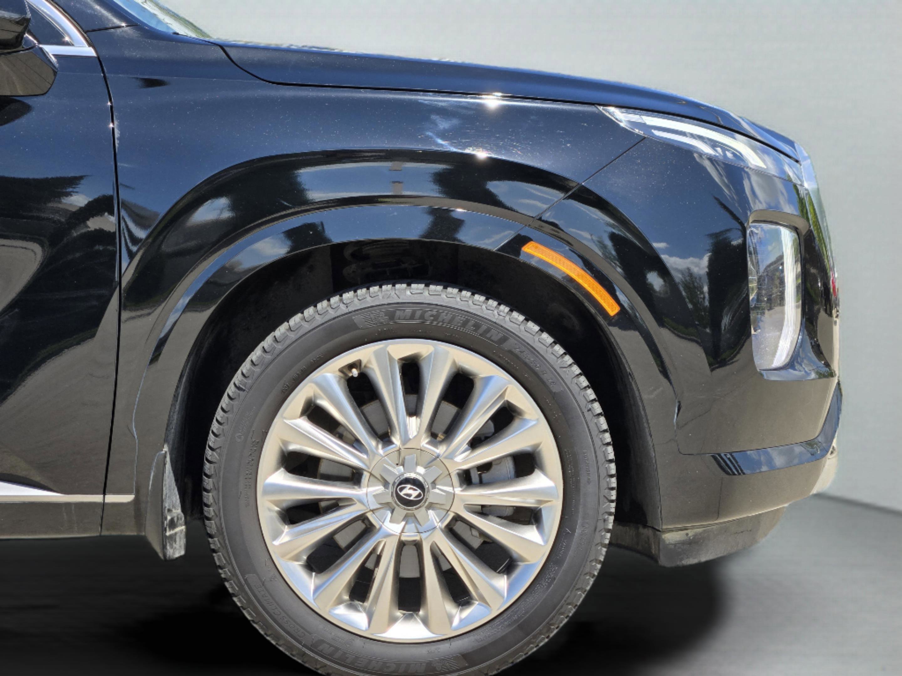 Used 2020 Hyundai Palisade Limited image 36