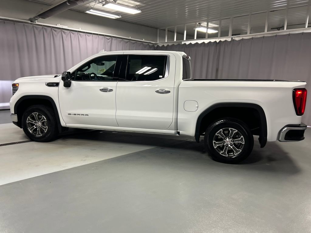 Used 2025 GMC Sierra 1500 SLT image 4