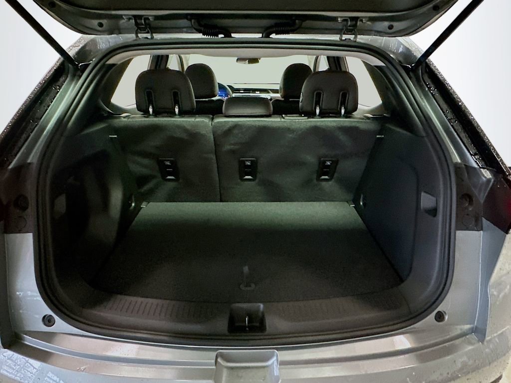 New 2027 Chevrolet Bolt RS image 28