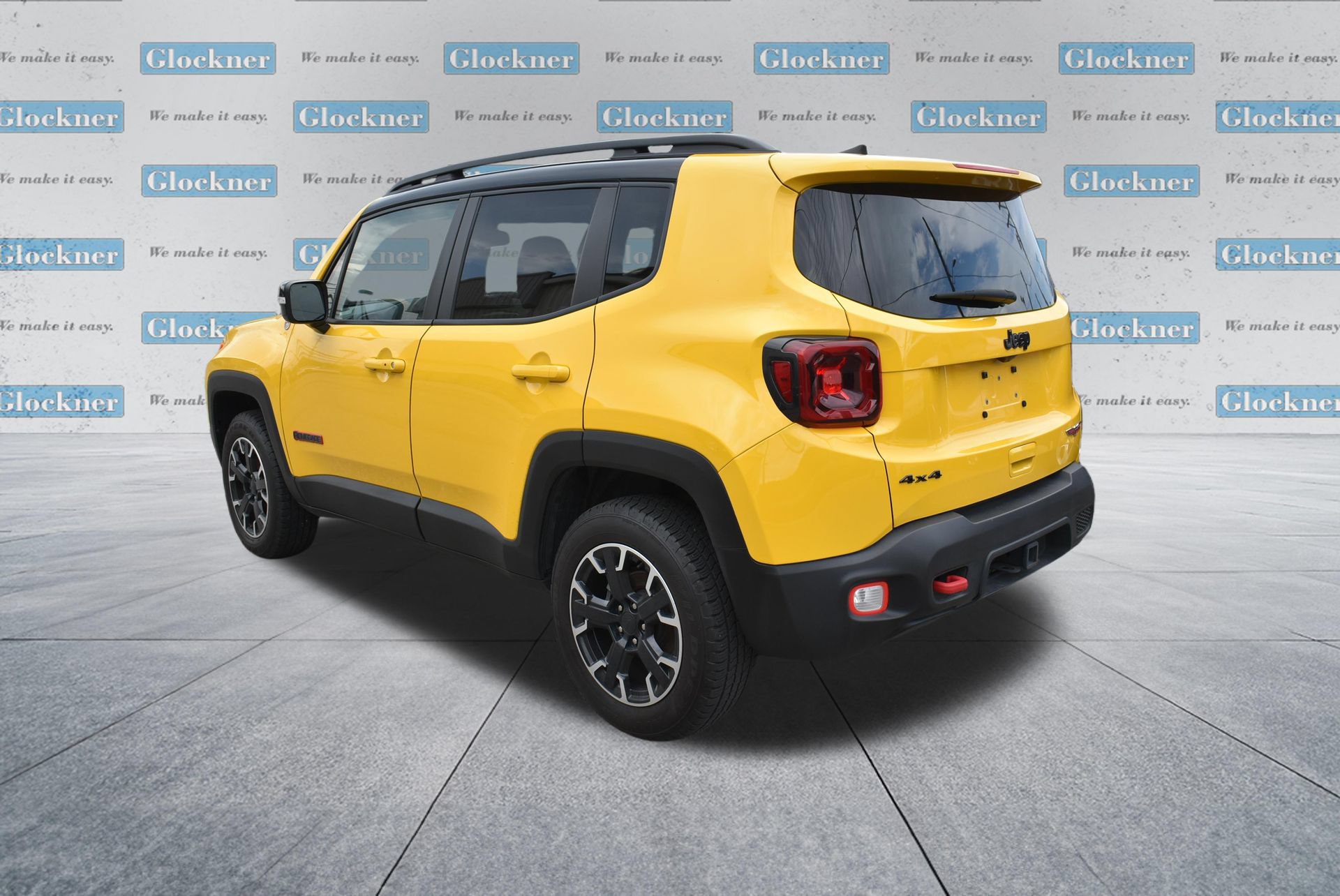 Used 2023 Jeep Renegade Trailhawk w/ Sun/Sound Group AWD/4WD image 16