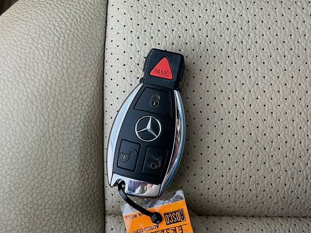 Used 2014 Mercedes-Benz C 300 4MATIC Sedan image 30