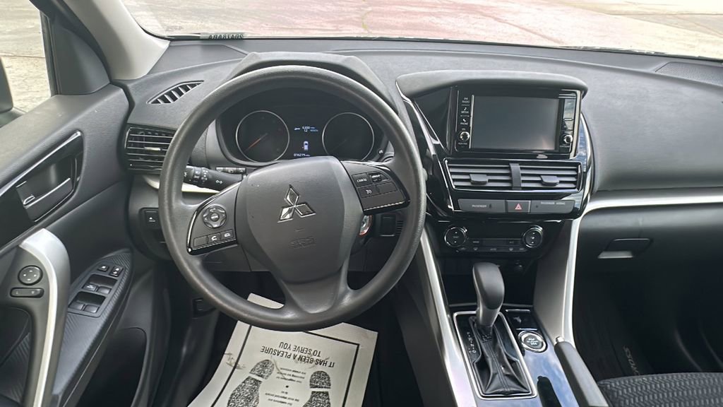 Used 2025 Mitsubishi Eclipse Cross ES image 17