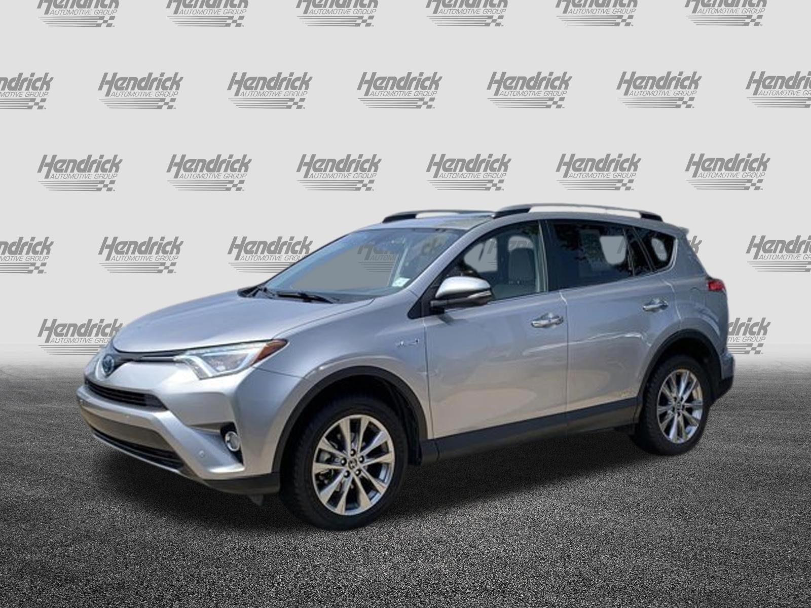 Used 2017 Toyota RAV4 Limited AWD/4WD image 5