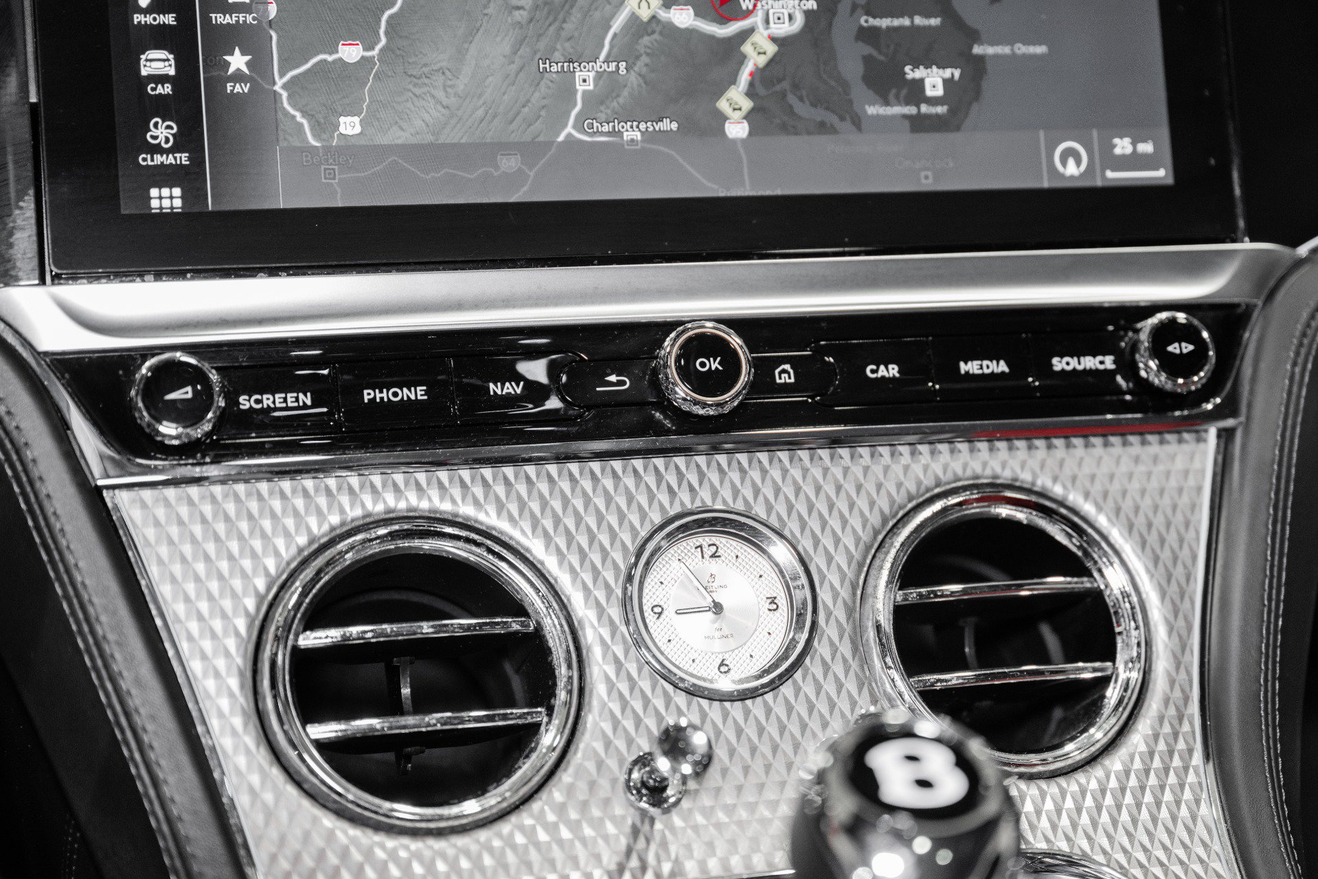 Used 2022 Bentley Continental GT AWD/4WD image 32
