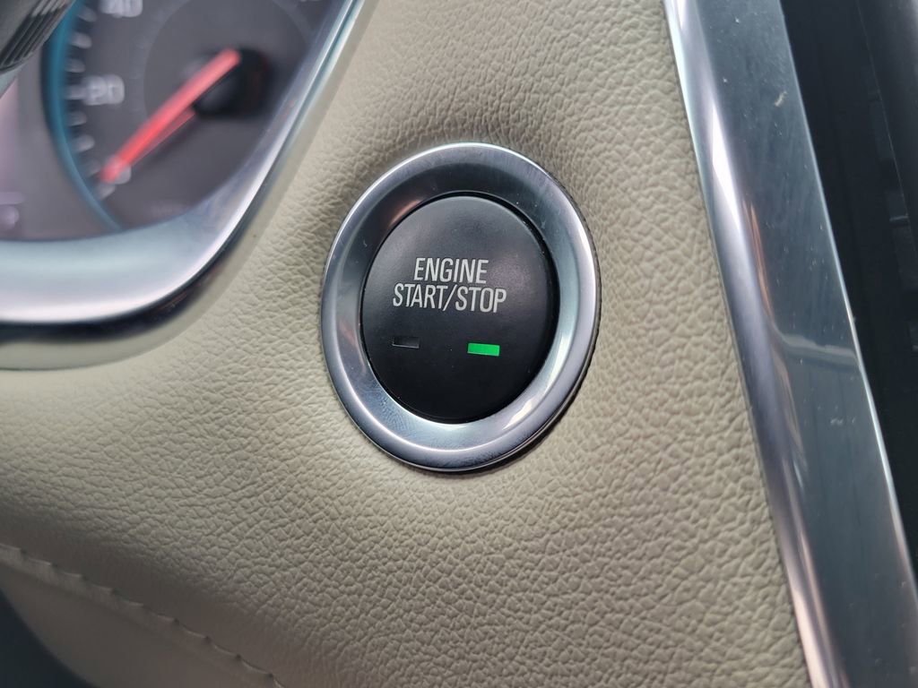 Used 2022 Chevrolet Traverse LS FWD image 28