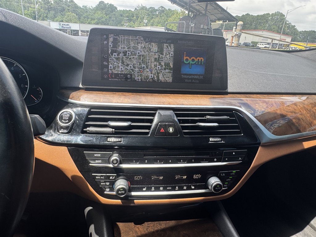 Used 2018 BMW 530i RWD image 9