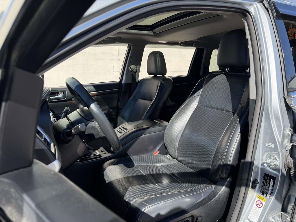 Used 2016 Toyota Highlander Limited w/ Protection Package #3 image 29