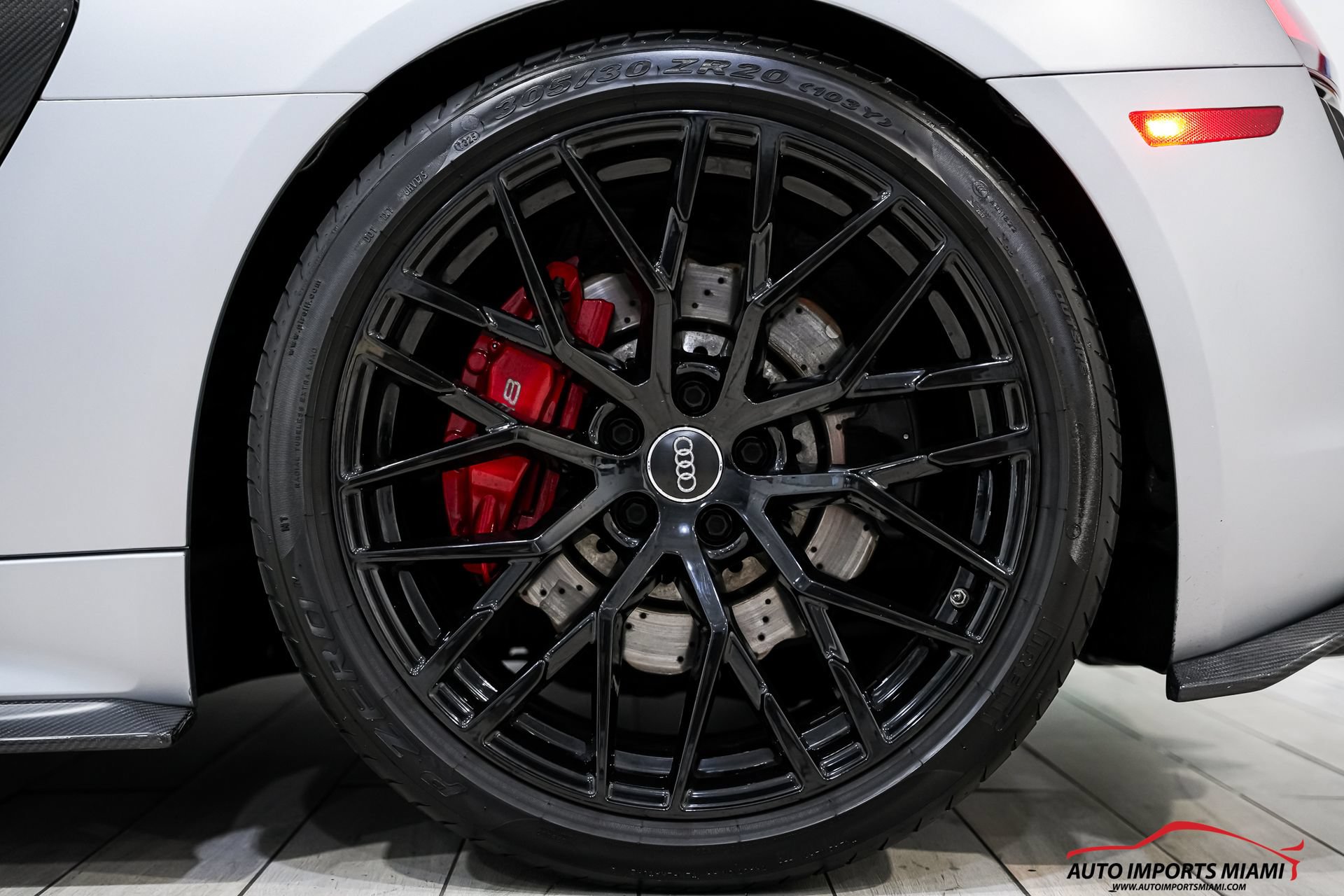Used 2018 Audi R8 V10 w/ Carbon Exterior Package AWD/4WD image 88
