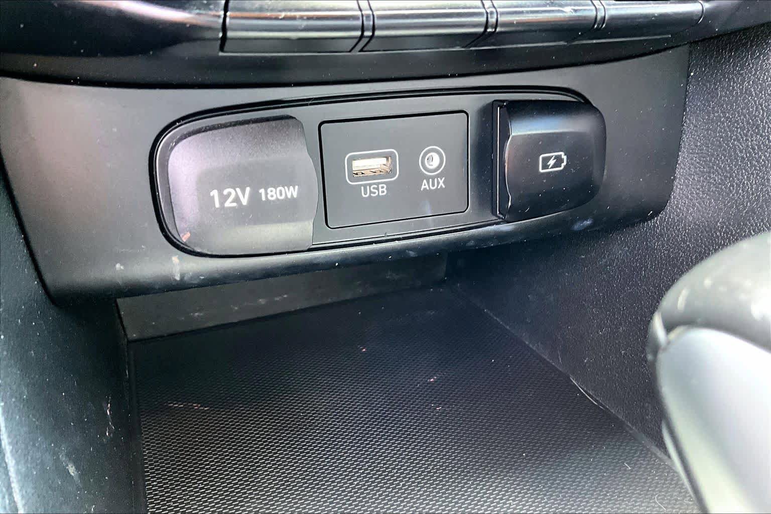 Used 2019 Hyundai Veloster Turbo FWD image 33