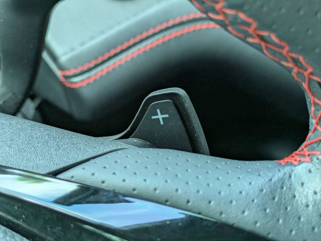 Used 2025 Ford Explorer ST image 42