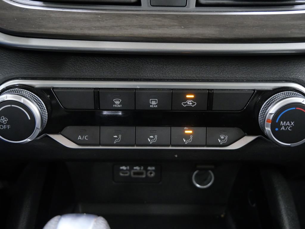 Used 2024 Nissan Altima 2.5 SV image 19