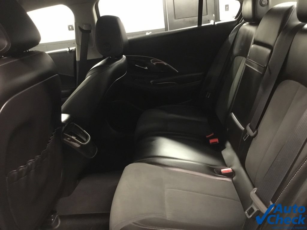 Used 2016 Buick LaCrosse FWD image 28