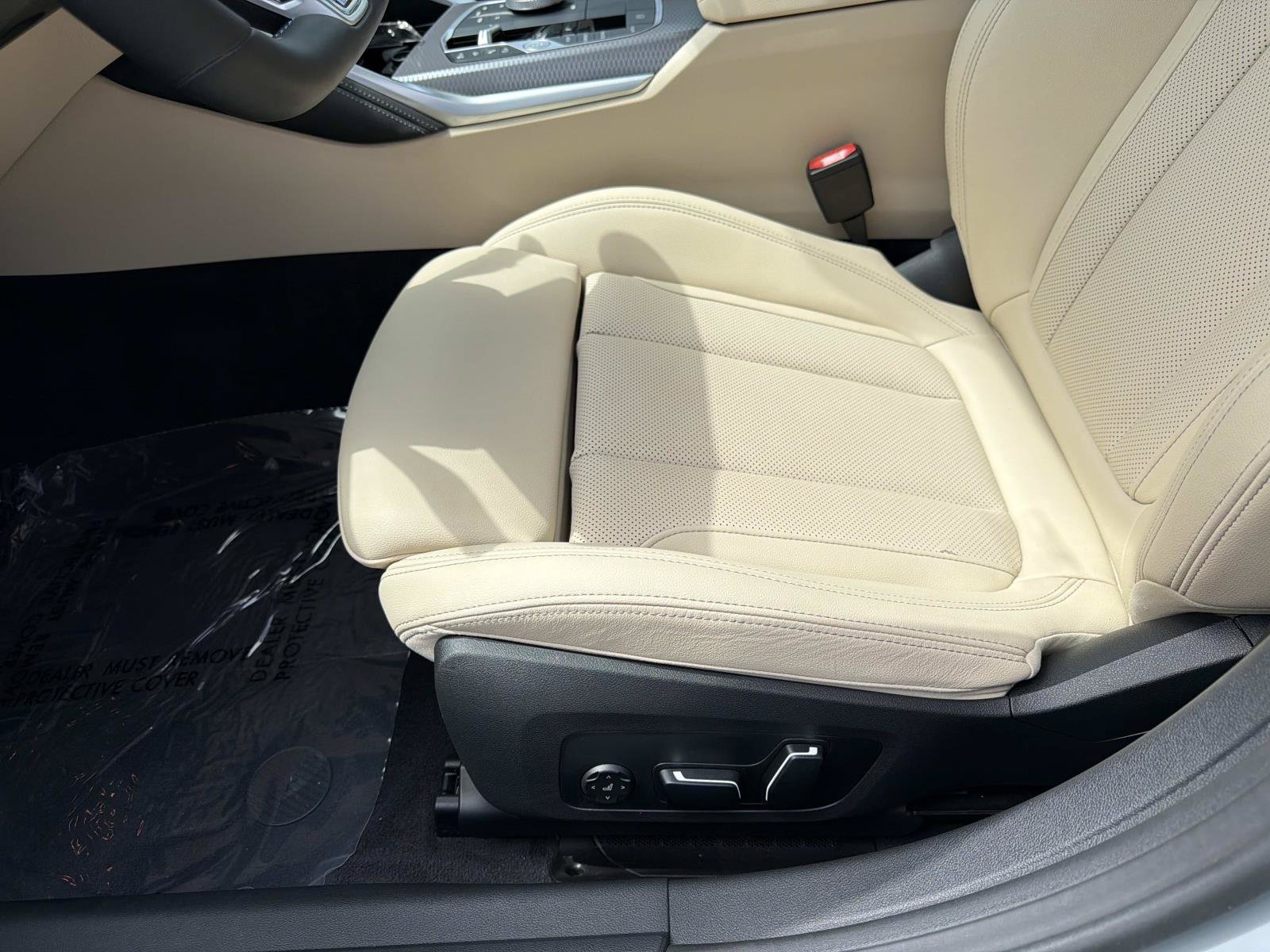 Used 2025 BMW M440i RWD image 16