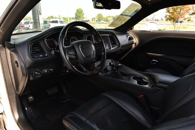 Used 2023 Dodge Challenger SXT w/ Plus Package RWD image 7